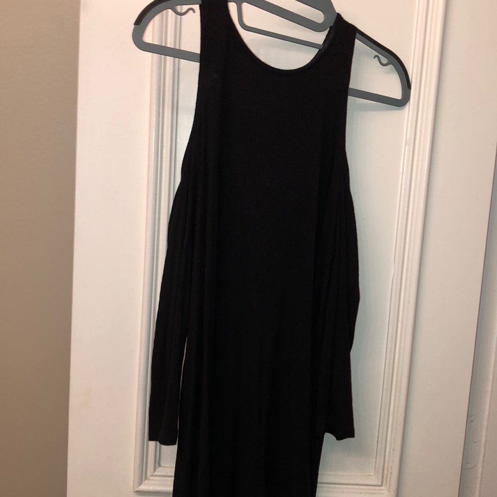 Black cold shoulder top